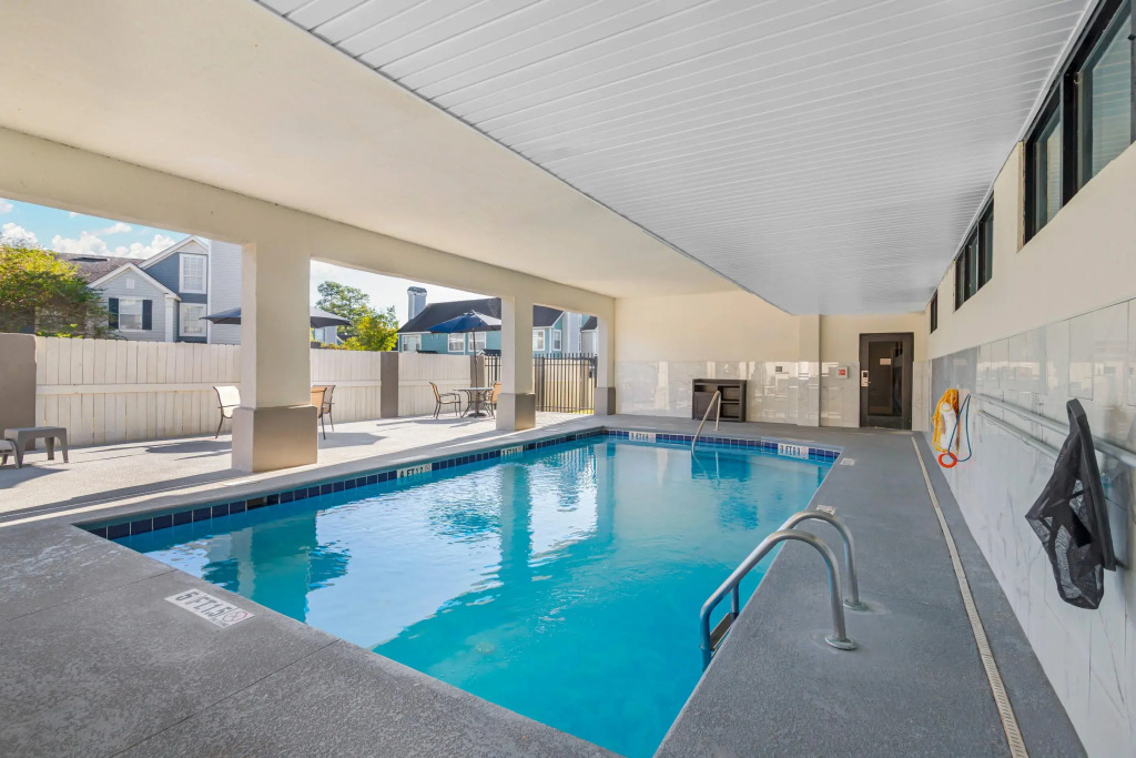 Comfort Suites Savannah Gateway I-95