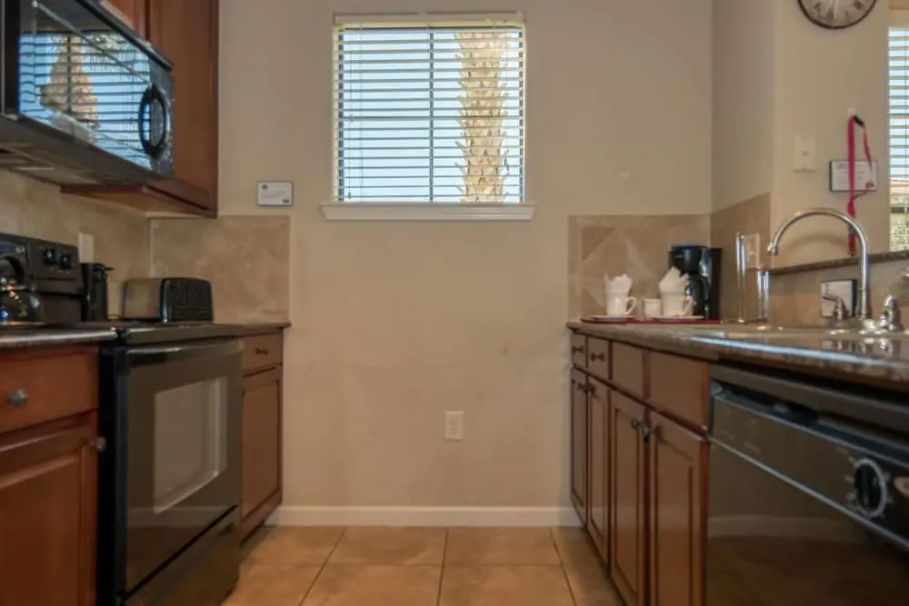 BP914CP Bella Piazza - Three Bedroom Condo