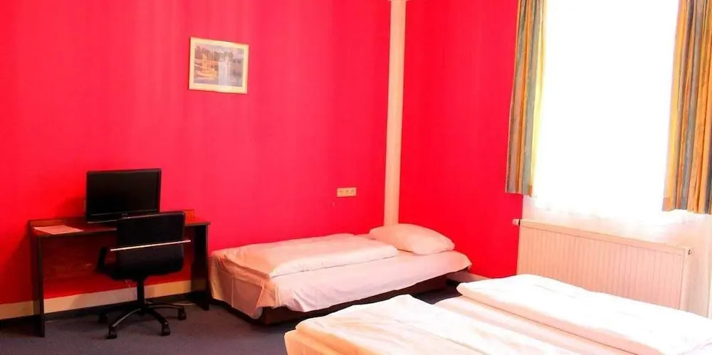 Hotel Merit