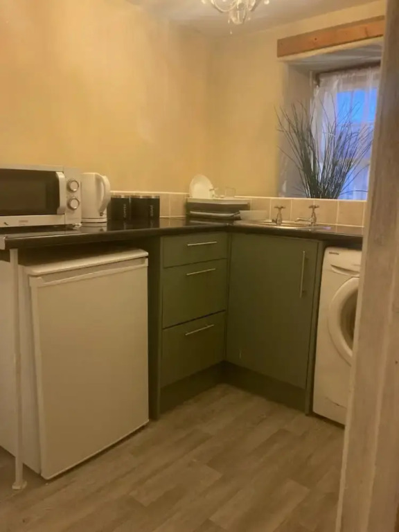 Dine & Rest, 1 Bedroom Apartment at Little India