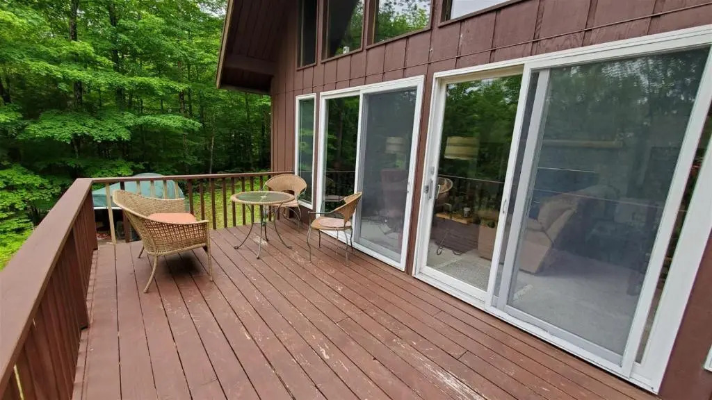 Pet-friendly Private Vacation Home in the White Mountains - Sh70c
