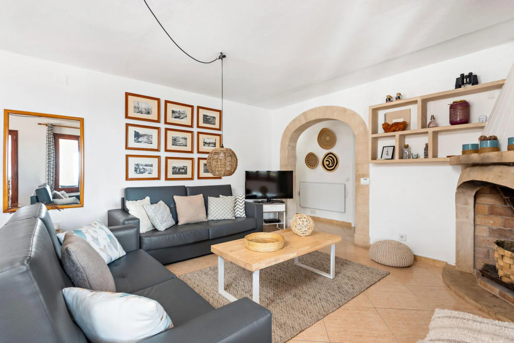 Nuriana 4 bedroom villa, Calan Blanes