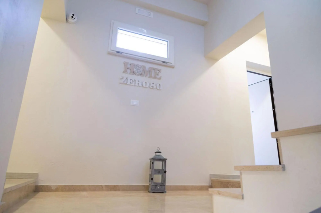 6 persons, 1 bathroom, suitable for families, central location, private balcony-Casa Martina by Home080
