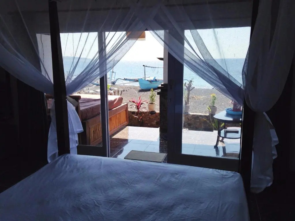 Alur Beach Homestay