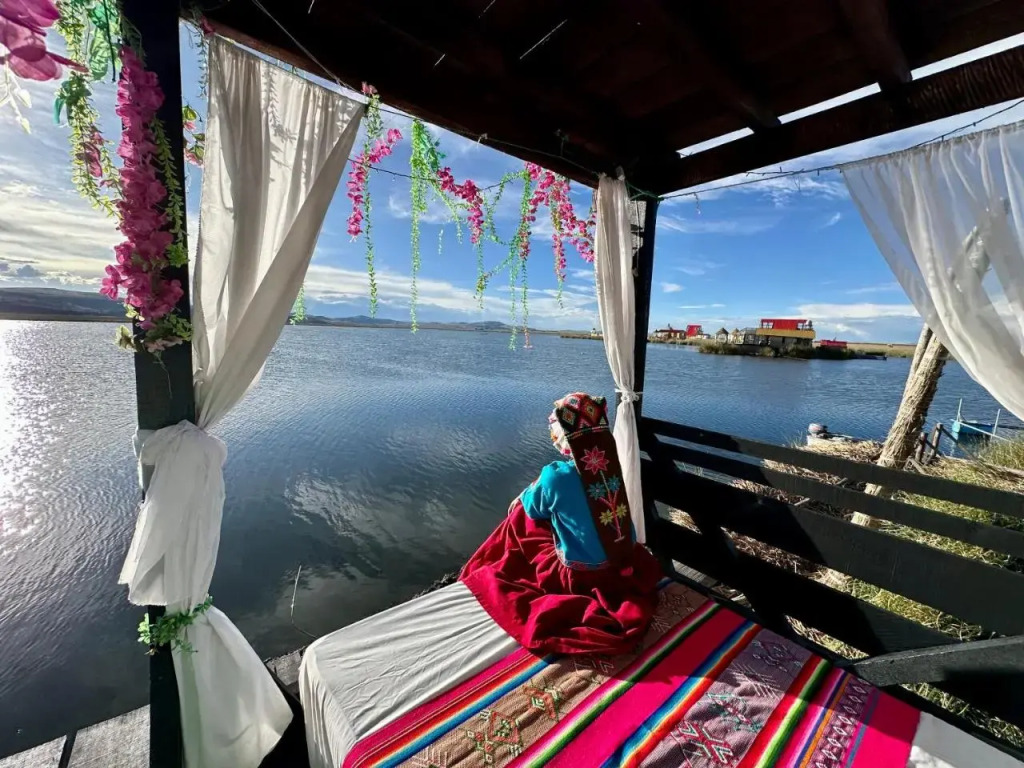 Paraje Del Titicaca Los Uros