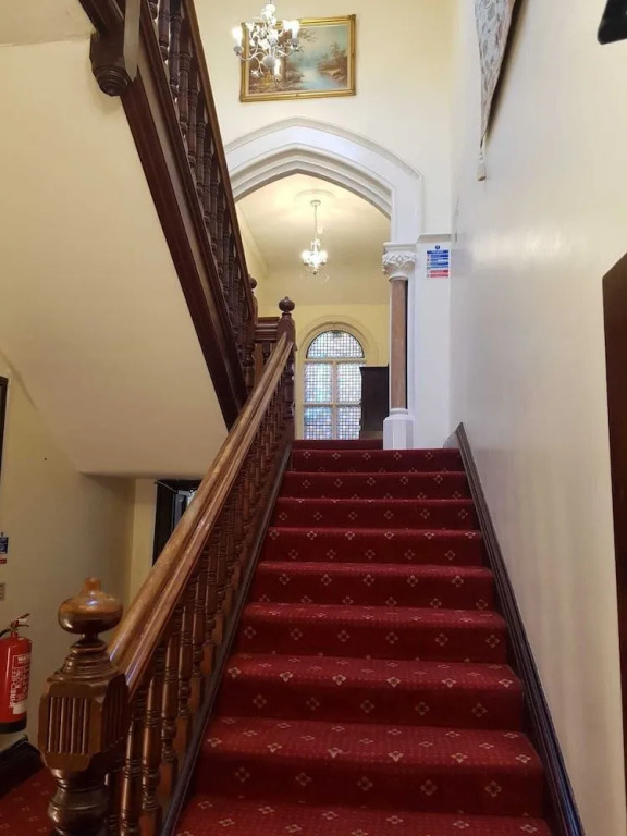 The Lismore Hotel