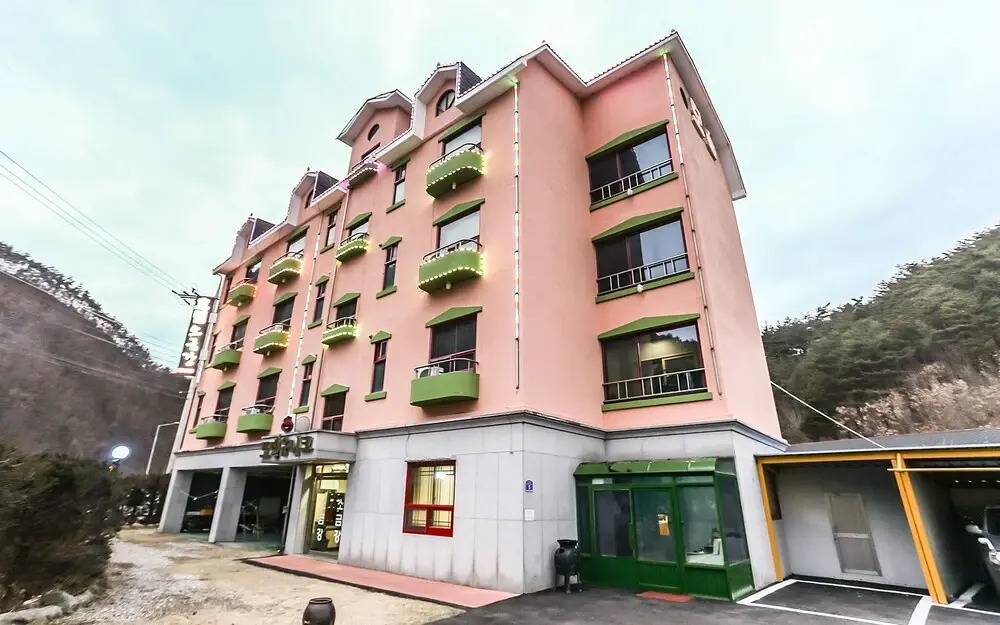 Gangneung Sogeumgang Spring Pension