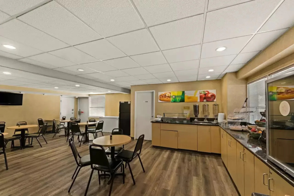 Quality Inn & Suites Council Bluffs - Omaha East
