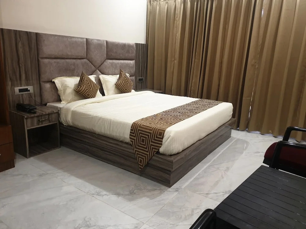 Laksita Manor Home Stay