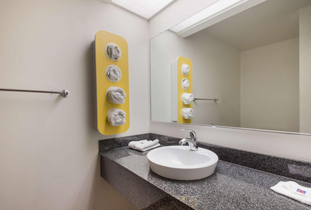 Motel 6-Rothschild, WI