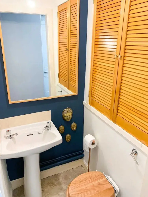 Homely 2 Bedroom Apartment in the Heart of Edinburgh