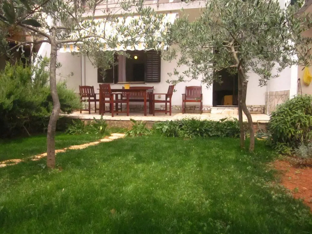 Verudela Apartment Maro