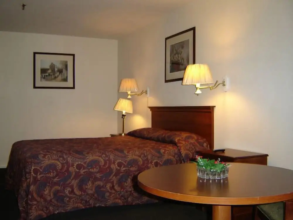 Budget Motor Inn- Stony Point
