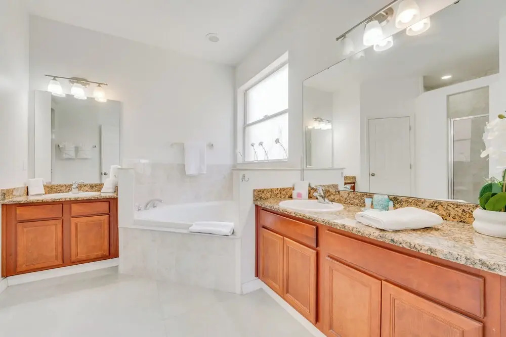 Kissimmee Resort-style Home: Close to Shops & Eats