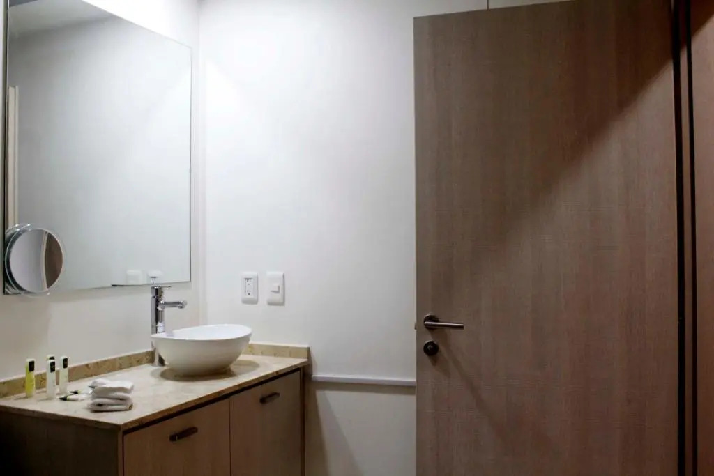 Premier Apartment Downtown 4 Guests 1202