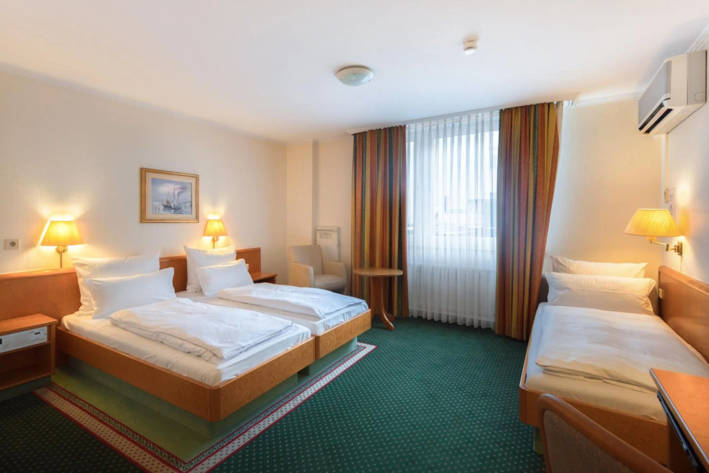 Hotel Belmont Classic