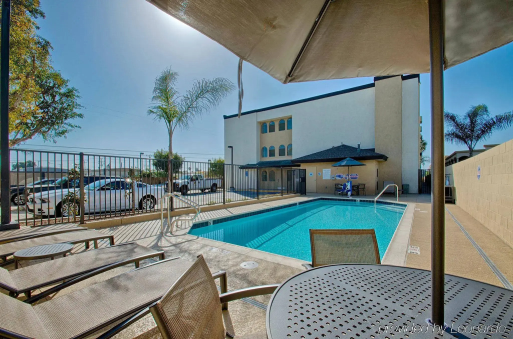 Hampton Inn by Hilton Costa Mesa Newport Beach