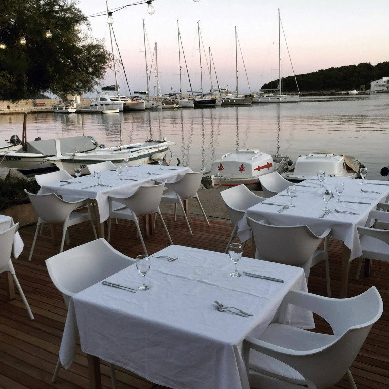 Hotel Maestral
