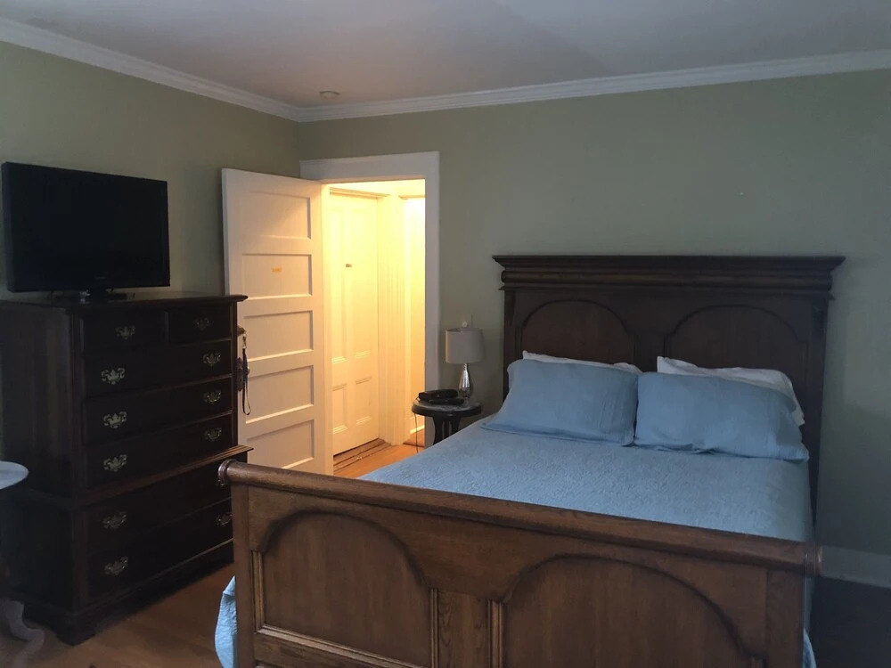 The Magnolia Inn