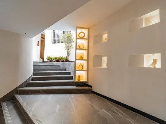 Jiuhuashan Jiuyi Youxuan Homestay (Meat Body Palace Branch)