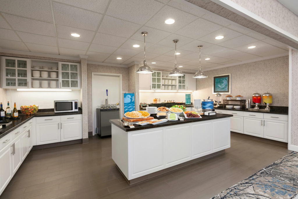 Homewood Suites by Hilton Sacramento Roseville