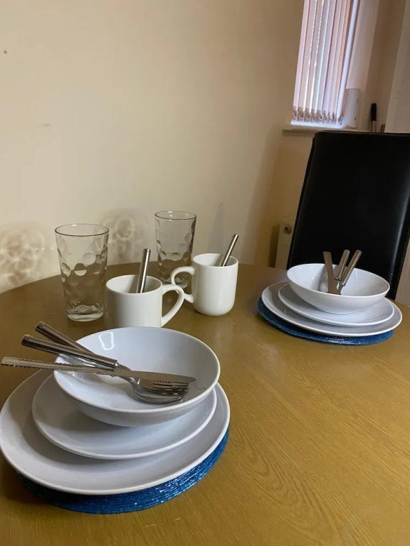 Impeccable 1-bed Apartment in Town Centre Luton
