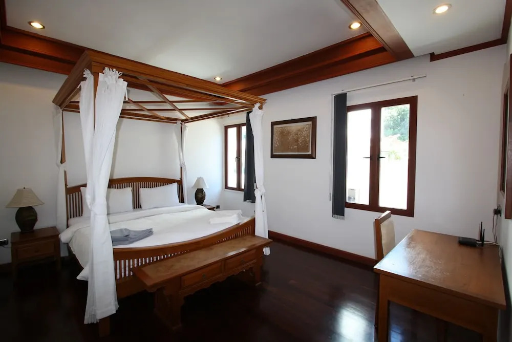 Surin Sabai Condominium 3 and Villas