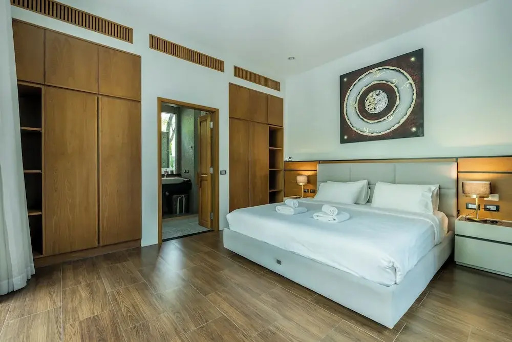 Baan Bua BT17 by Villacarte