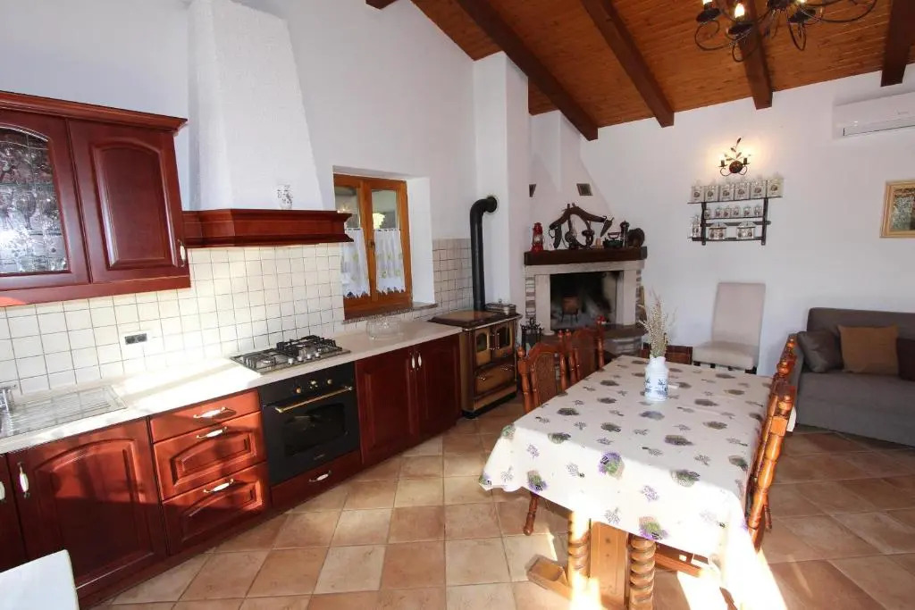 Holiday House San Pruti