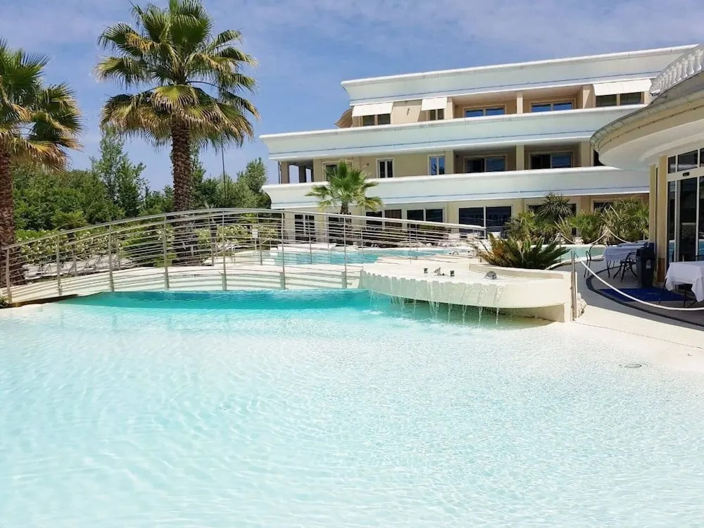 2 Relais du Lac Village - Italian Homing