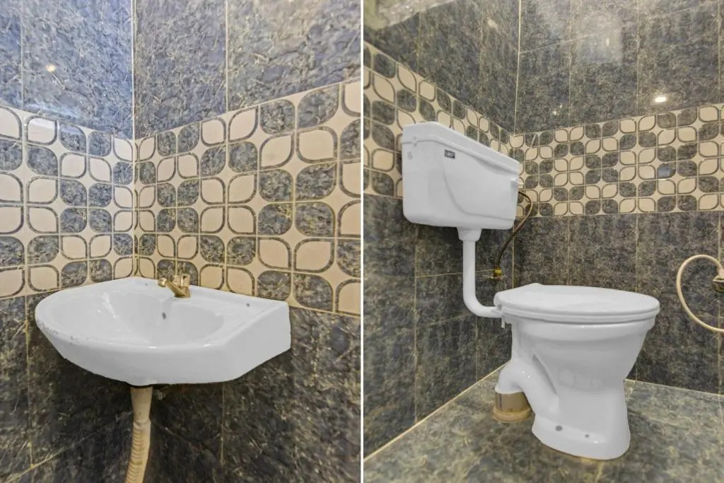 OYO 84859 Hotel Preet Palace