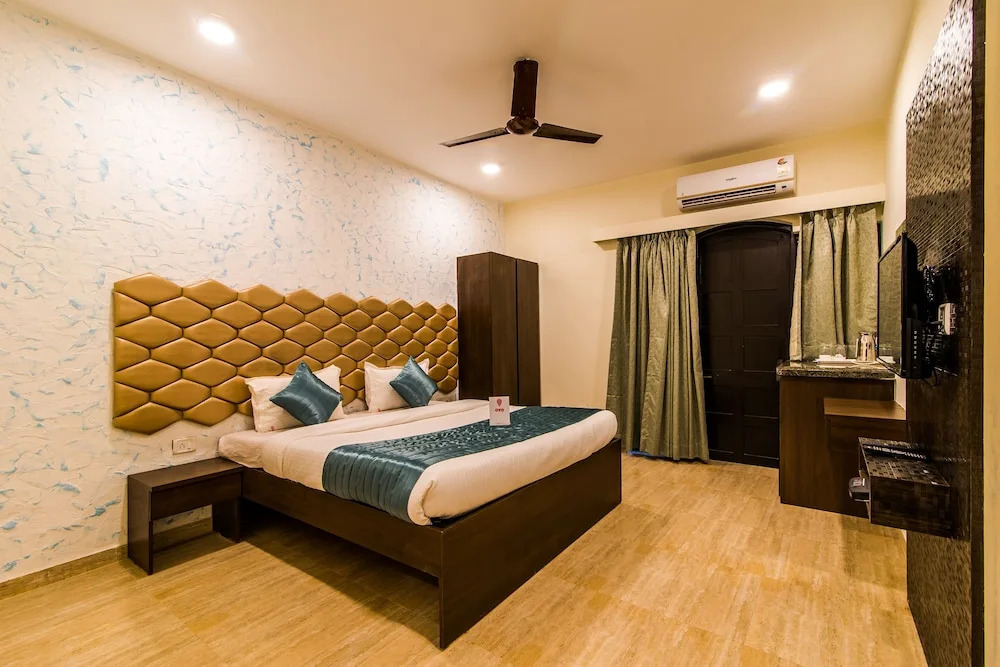 OYO 10210 Abalone Resort Suite