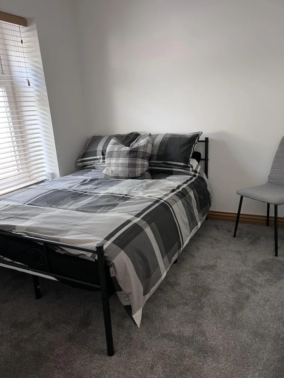 Modern Newly Renovated 3 Story House in Ebbw Vale
