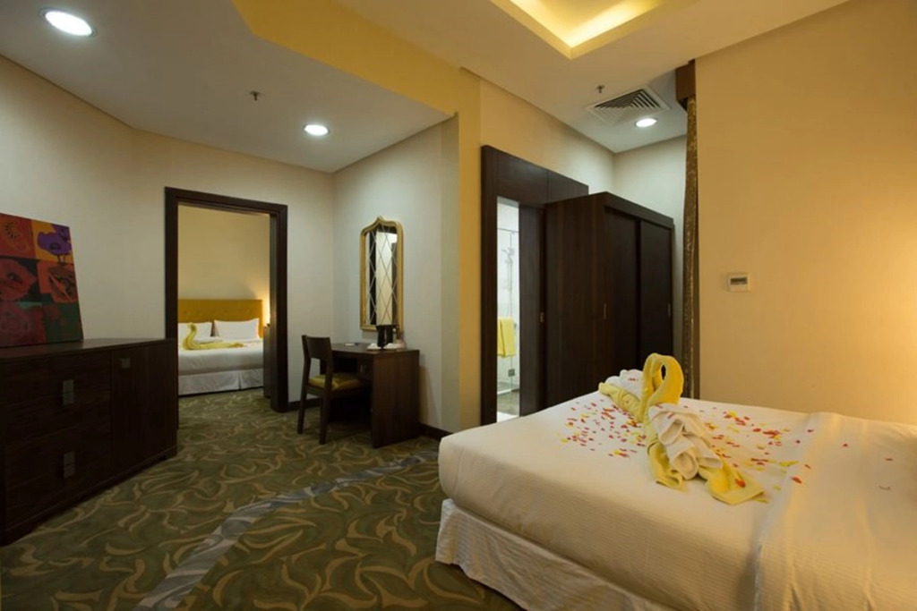GREEN GARDEN HOTEL