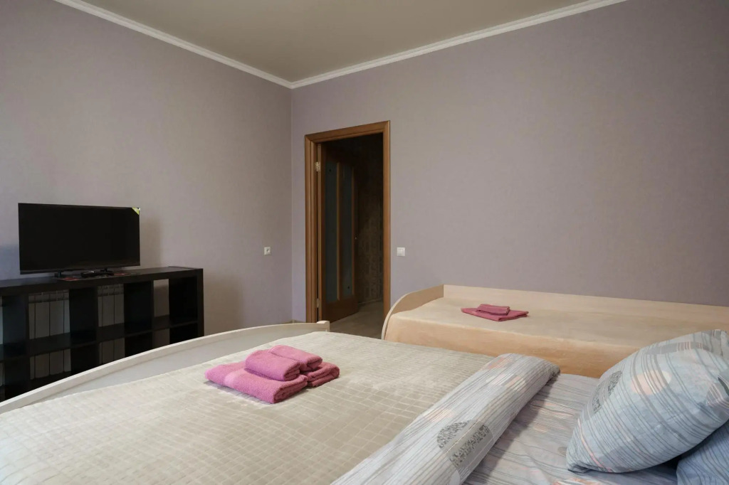 Righ Room апартаменты на Сиреневом бульваре 6