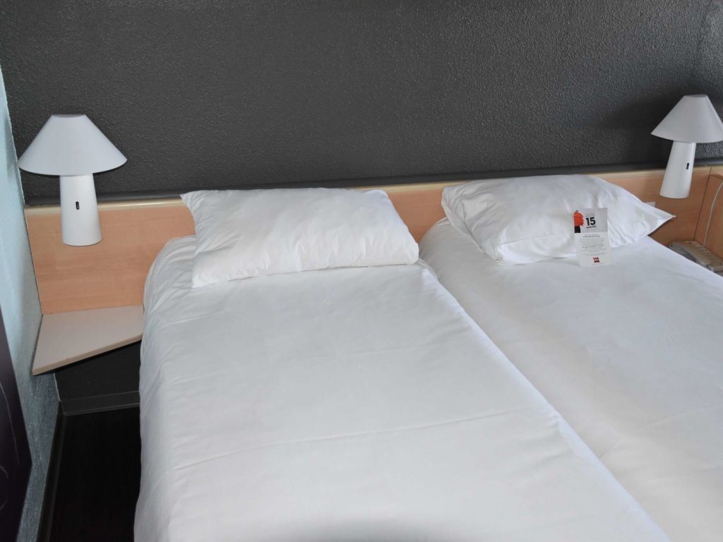 ibis Rochefort