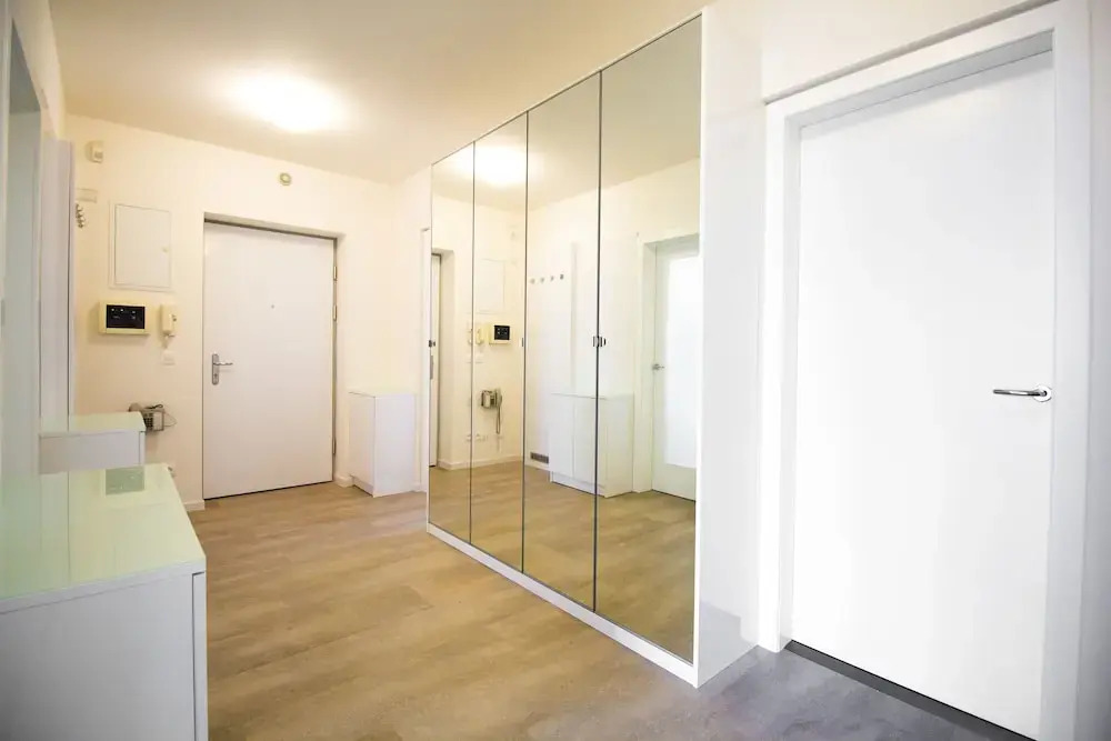 Luxurious apart.with swimming pool