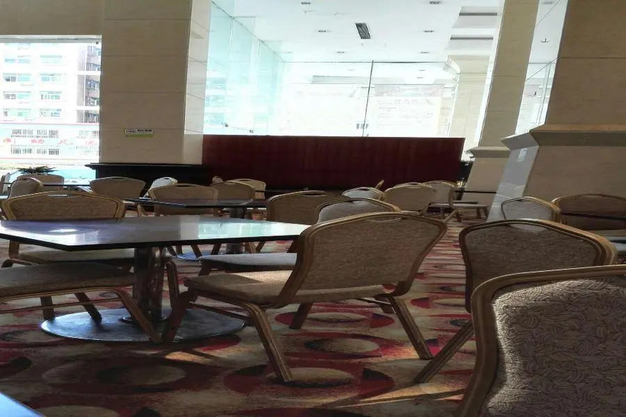 Royal Century Hotel