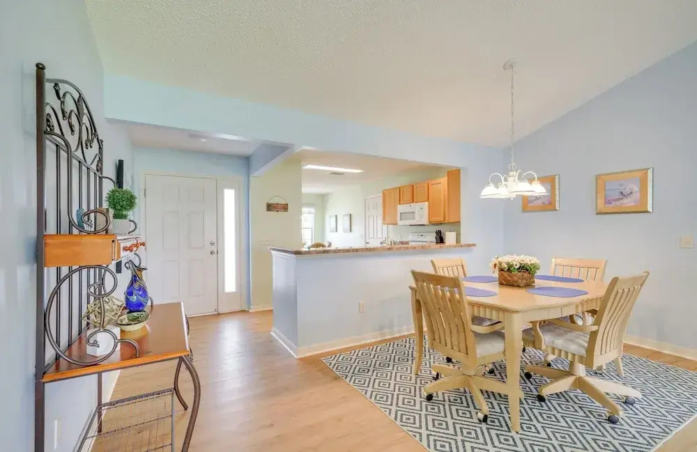 Walk to Community Perks: Home in The Villages