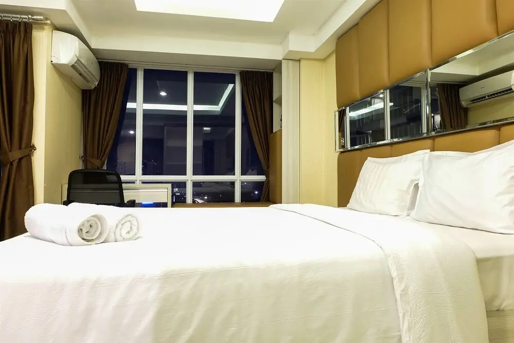 Modern Furnished Studio Apartment Near MT Haryono And Cawang