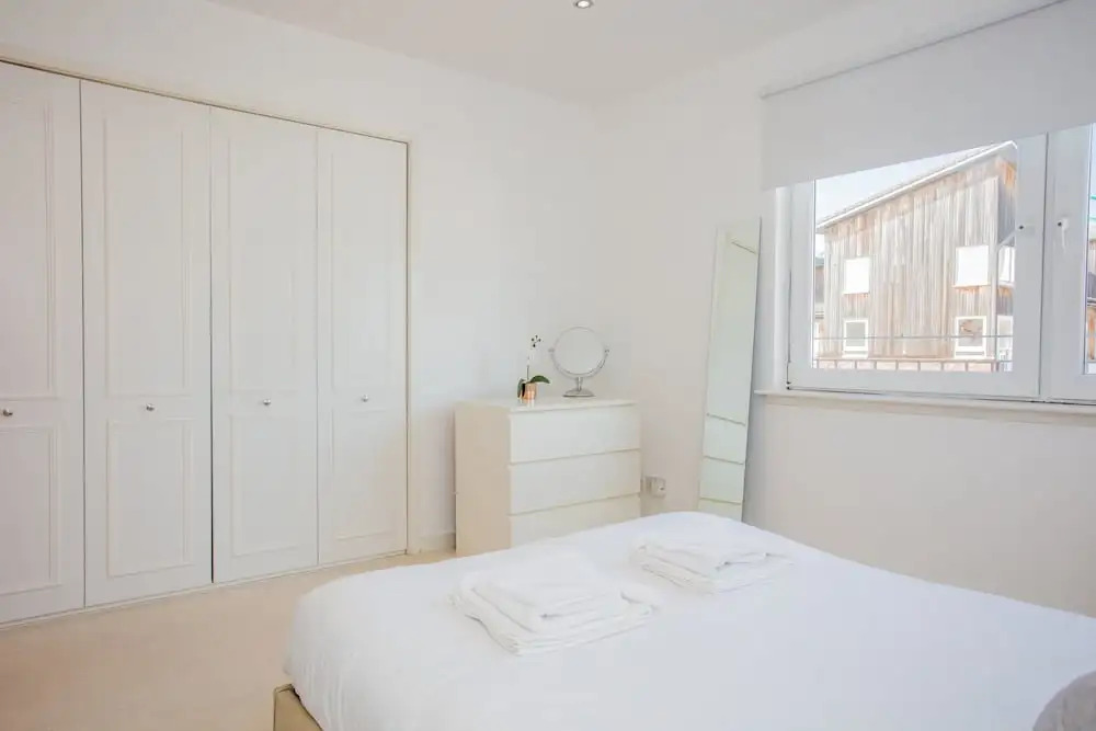 2 Bedroom Flat With Views of Arthurs Seat