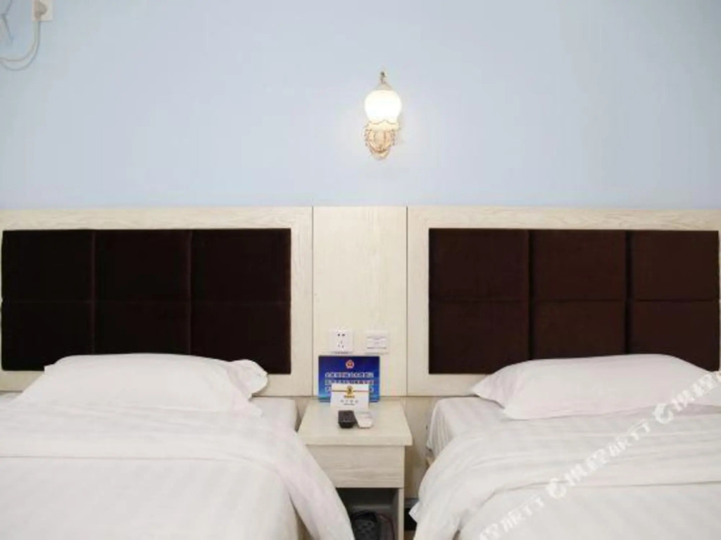 Super 8 Hotel (Beijing South Railway Station Yongdingmen Outer Street)