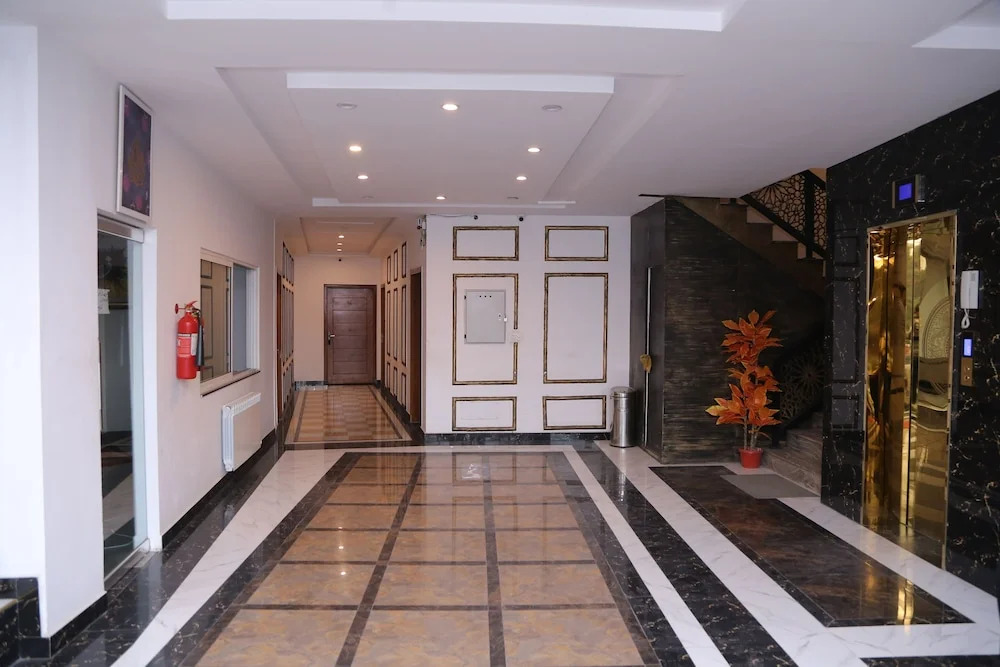 Regal Residency