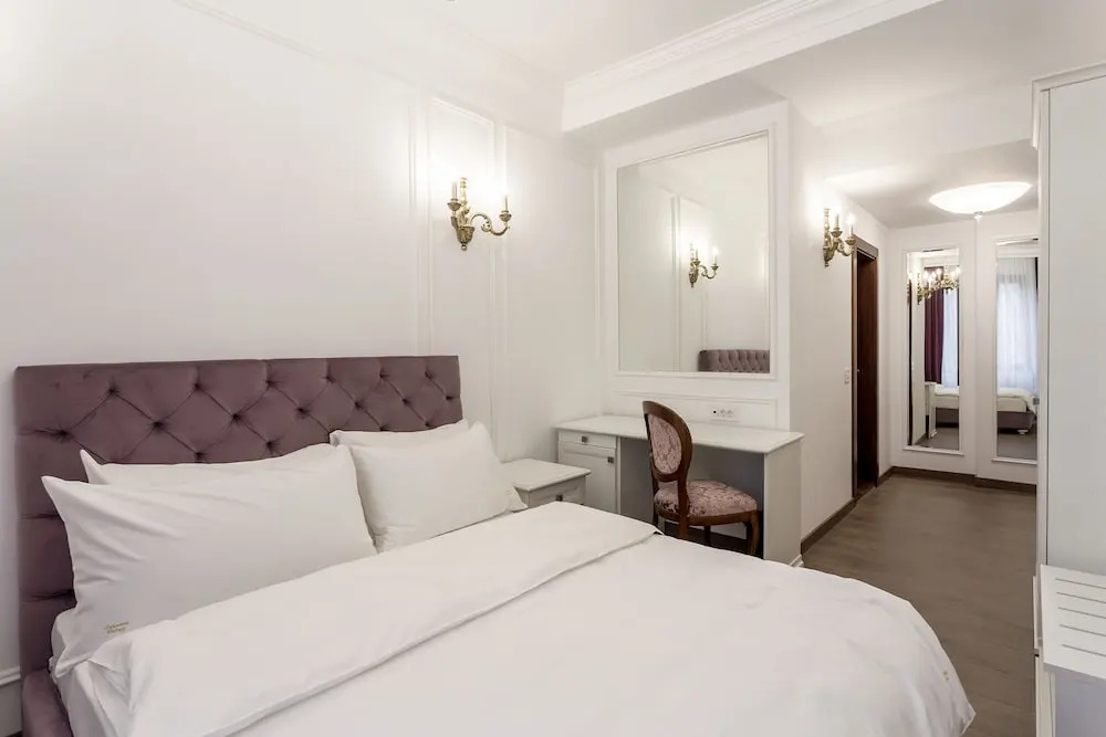 Lahovary Palace Hotel