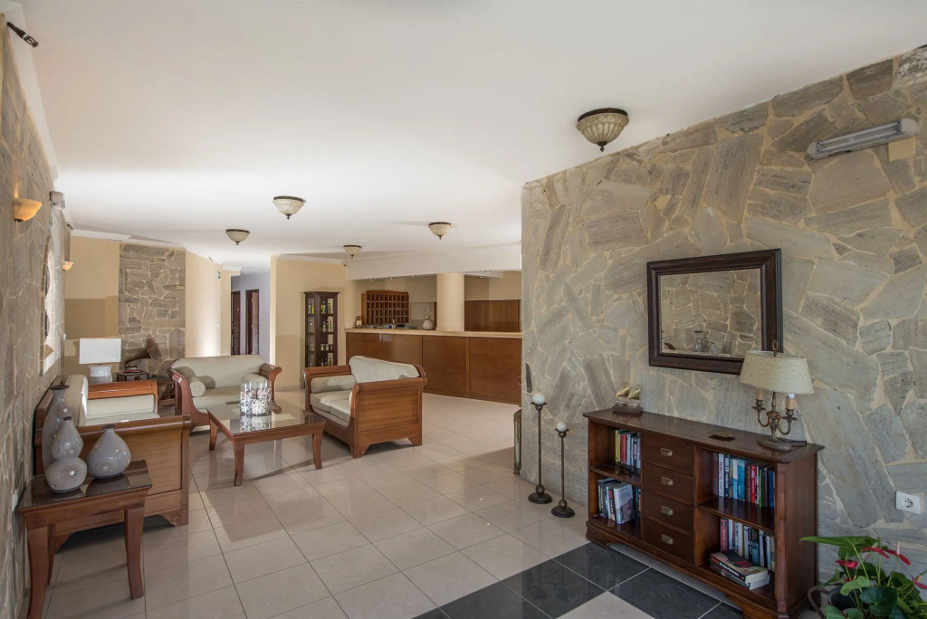 Mirtilos Studios & Apartments