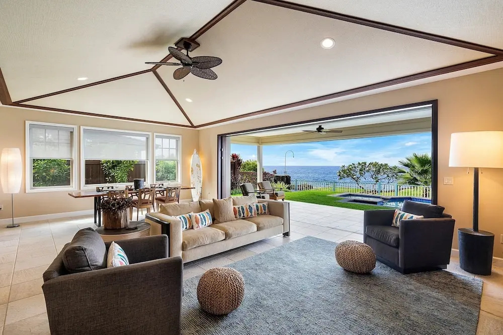 Unbelievable Ocean Front View w Pool - AC - Outdoor Seating!- Vrkcv