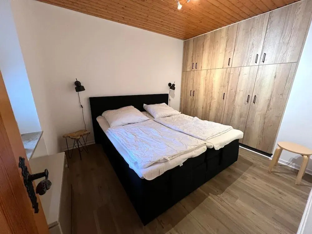 Detached Holiday Home in Sauerland near Winterberg with Terrace & Garden