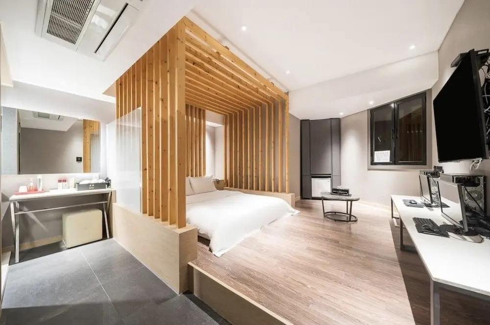HOTEL MYEONG JAK