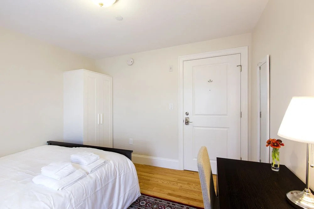 West Broadway Quarters by Thatch