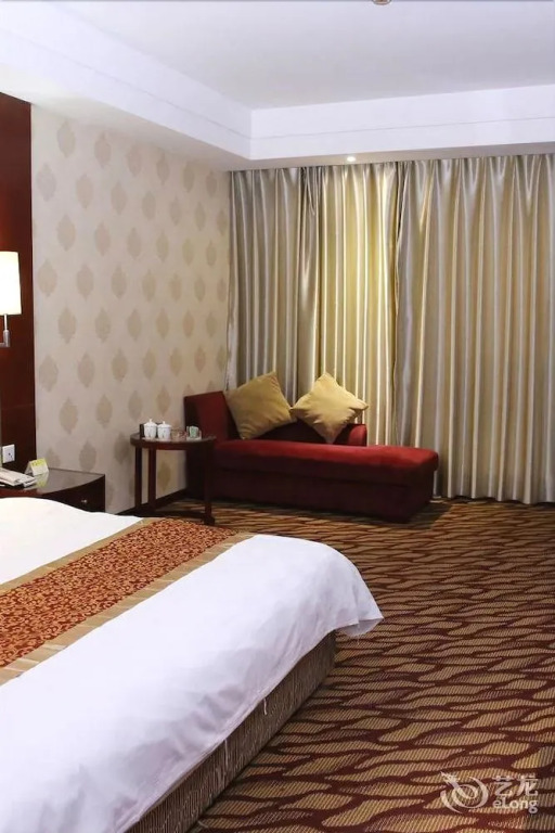 Chengdu Boli Hotel